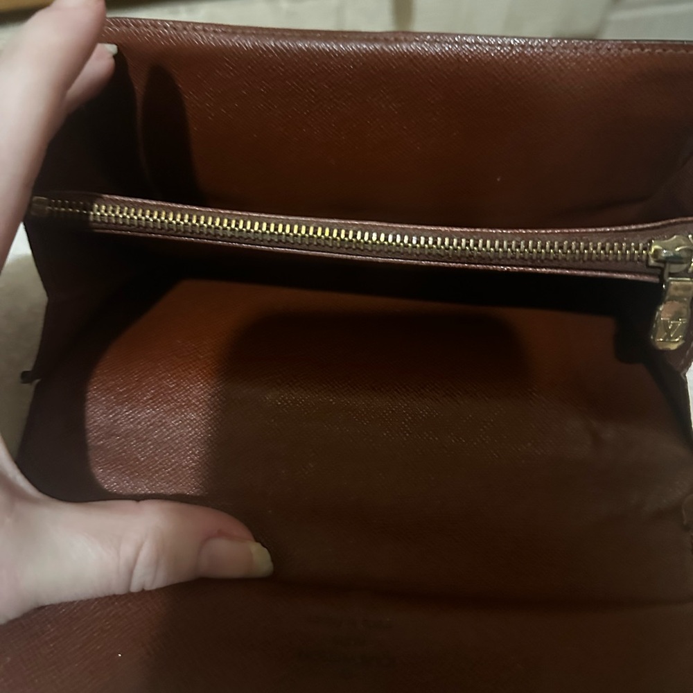 Louis Vuitton Brown Wallet - Picture 5 of 16